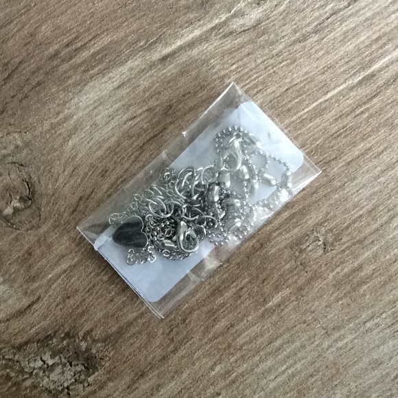 NWT MULTI NECKLACE 2 pieces - Picture 5 of 5